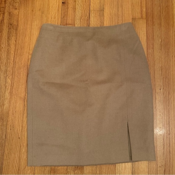 BROOKS BROTHERS LORO PIANA camel Hair Skirt Made In Italy Size 4P # - Picture 2 of 13